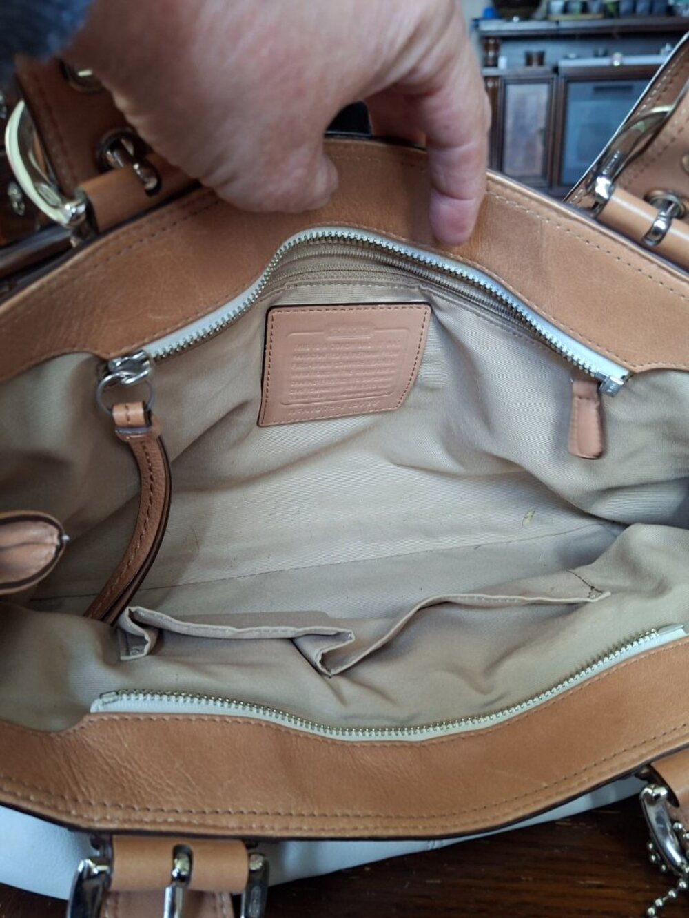 Coach Handbag - Picture 2 of 2